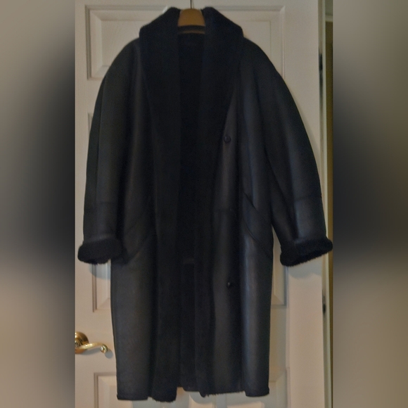 Womens Leather Coat - Picture 2 of 7